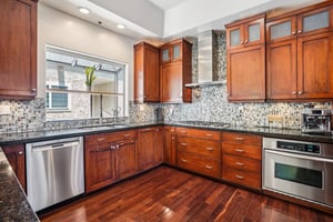 Barry Ave 4-S0207-016.jpg