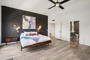 Barry Ave 4-S0207-028.jpg