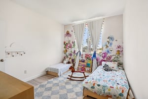 Barry Ave 4-S0207-034.jpg
