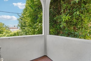 Barry Ave 4-S0207-037.jpg