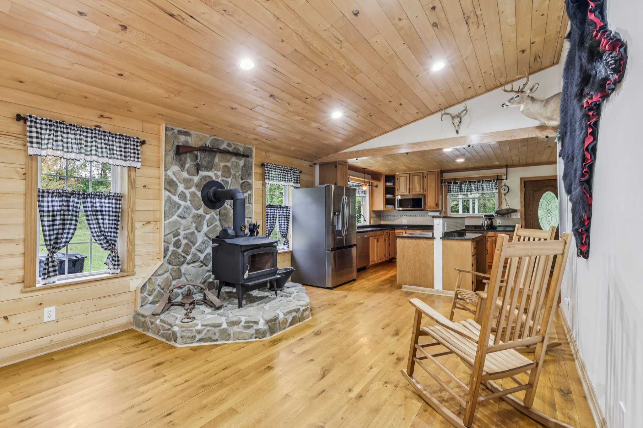 Kennerdell Rd-S2409-016.jpg