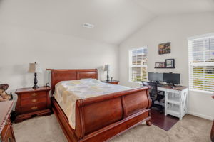 1751 Overcreek Cir-18