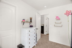 1751 Overcreek Cir-22