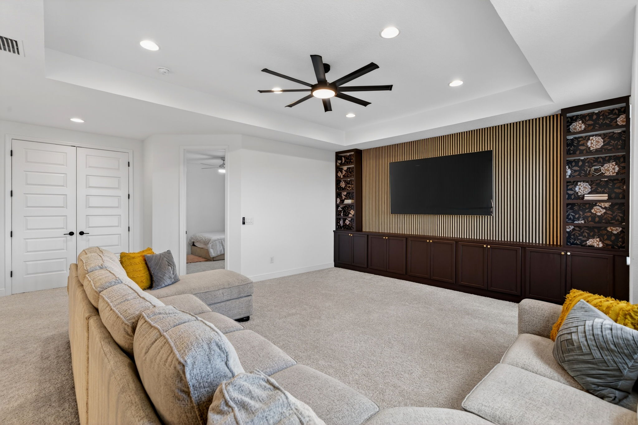  Photo 102