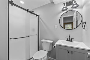 Lower Level Full Bath