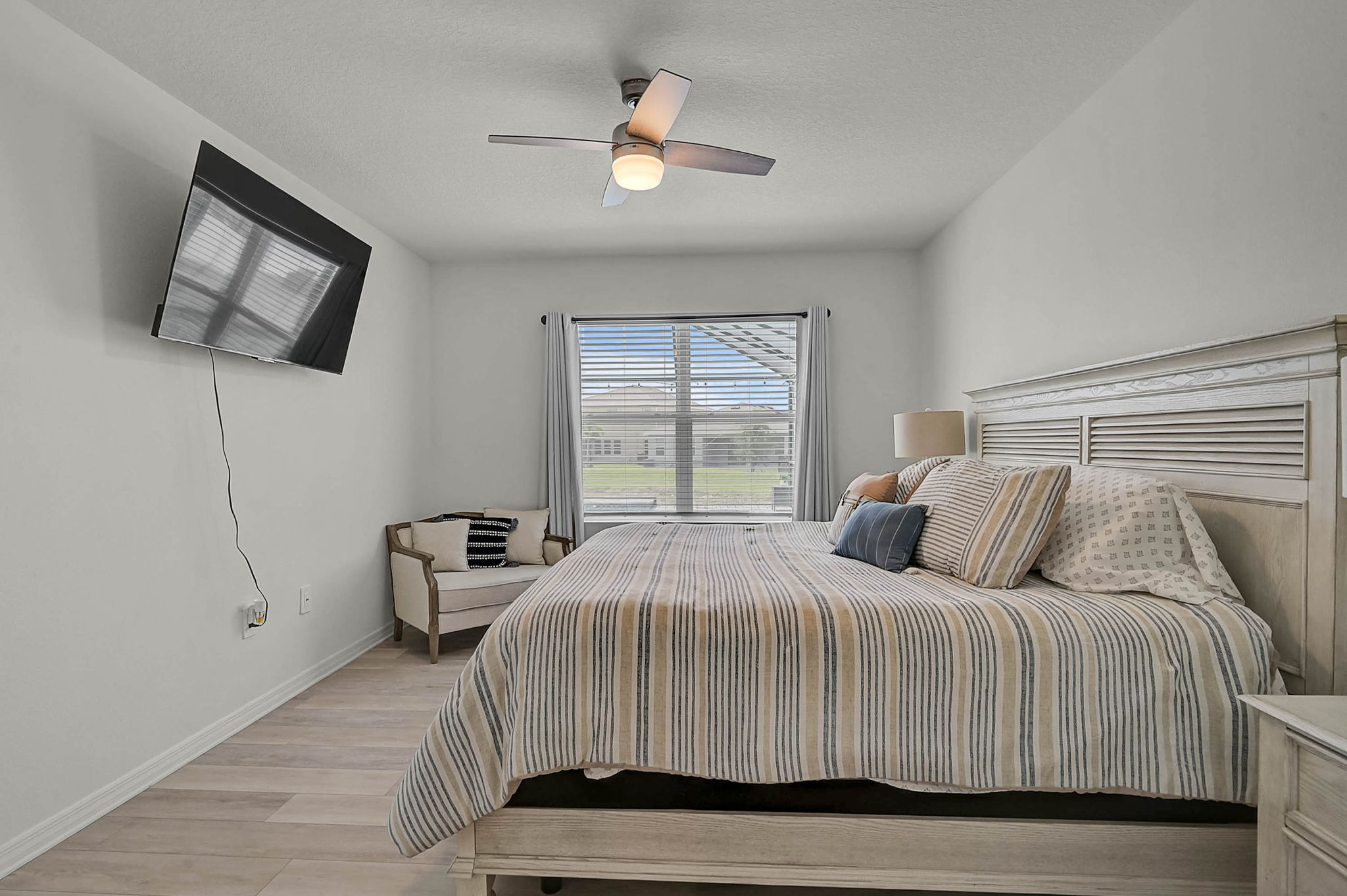 17518 Canopy Pl-12