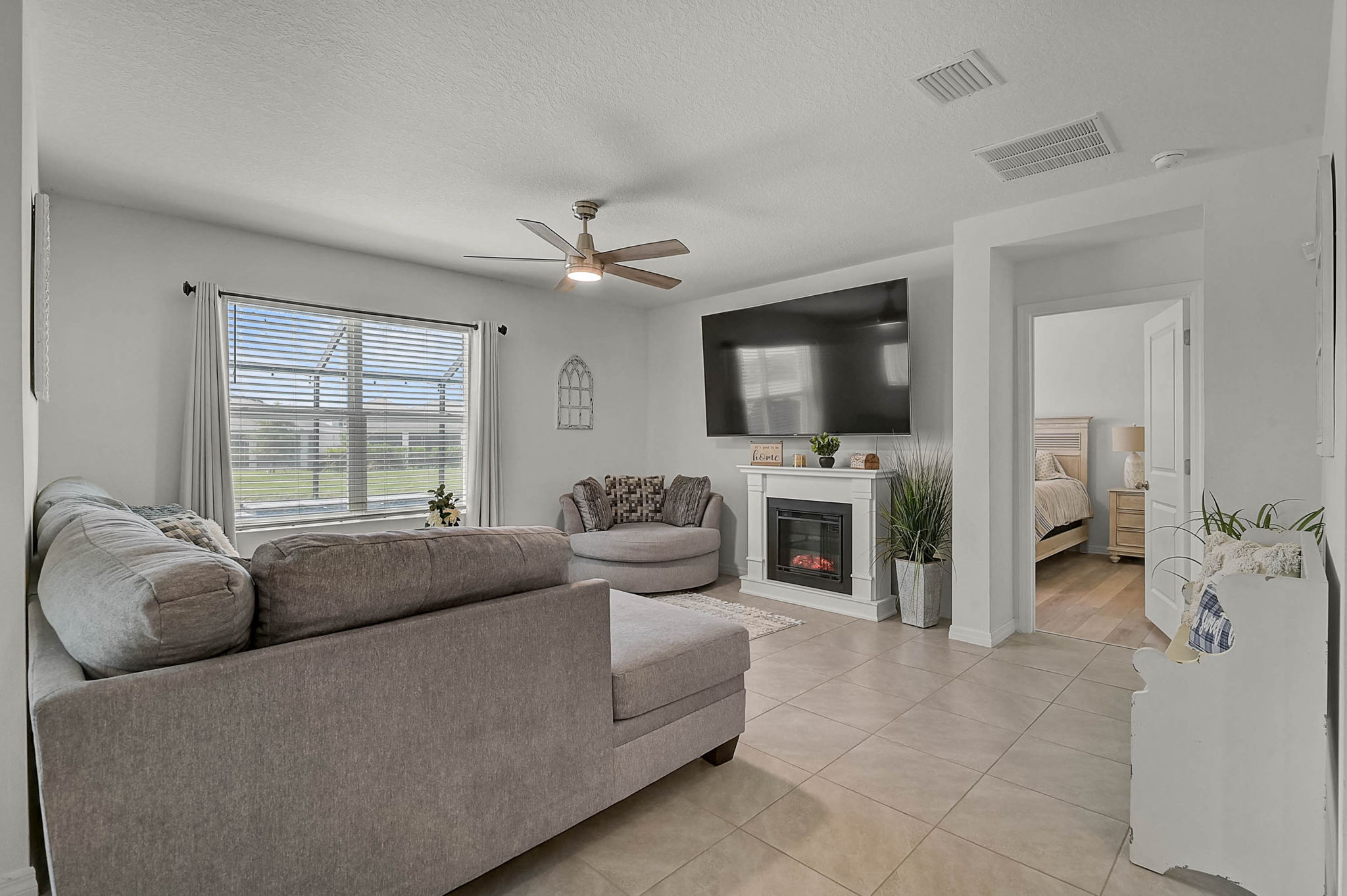 17518 Canopy Pl-21