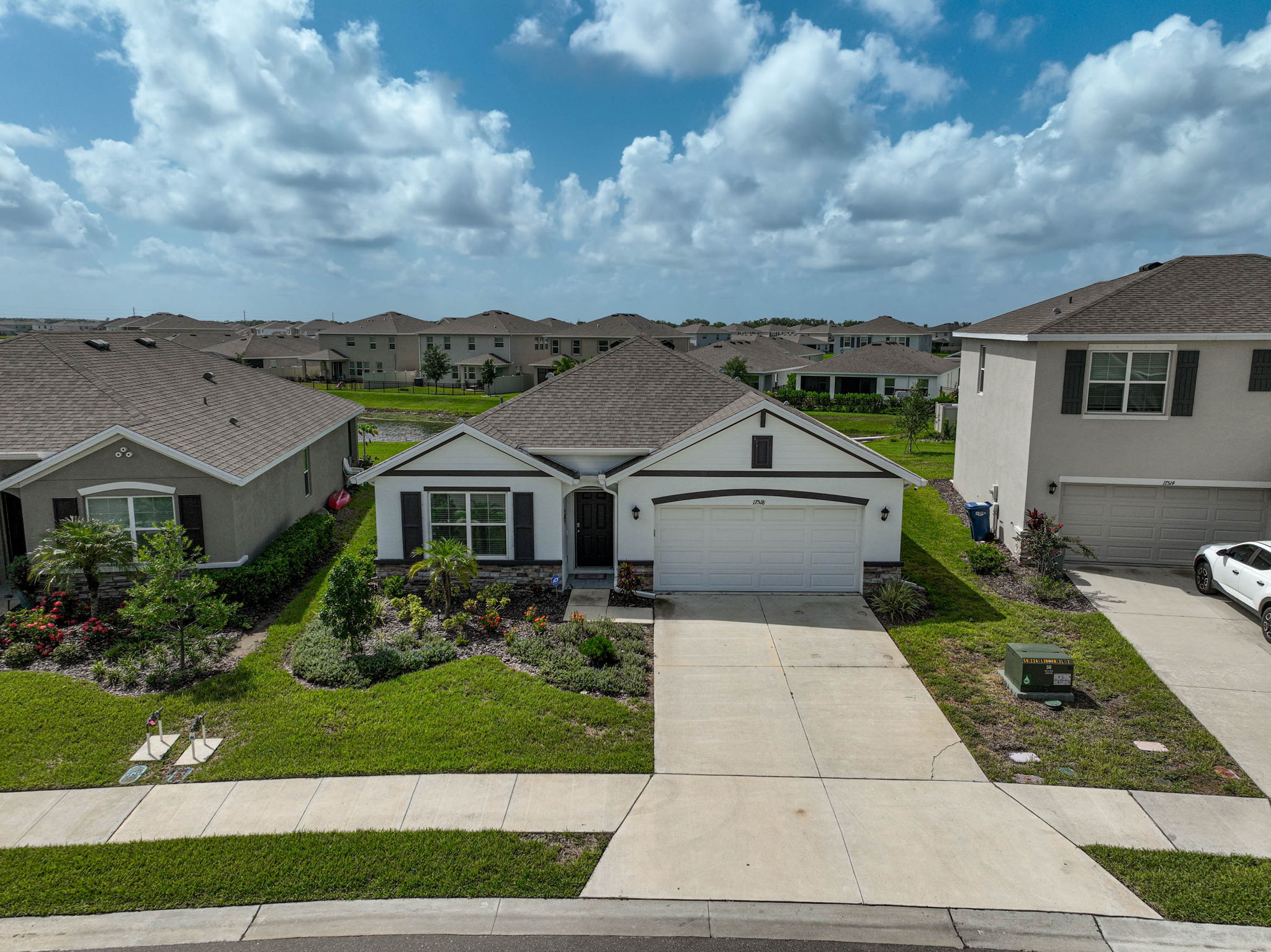17518 Canopy Pl-36