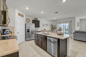 17518 Canopy Pl-16
