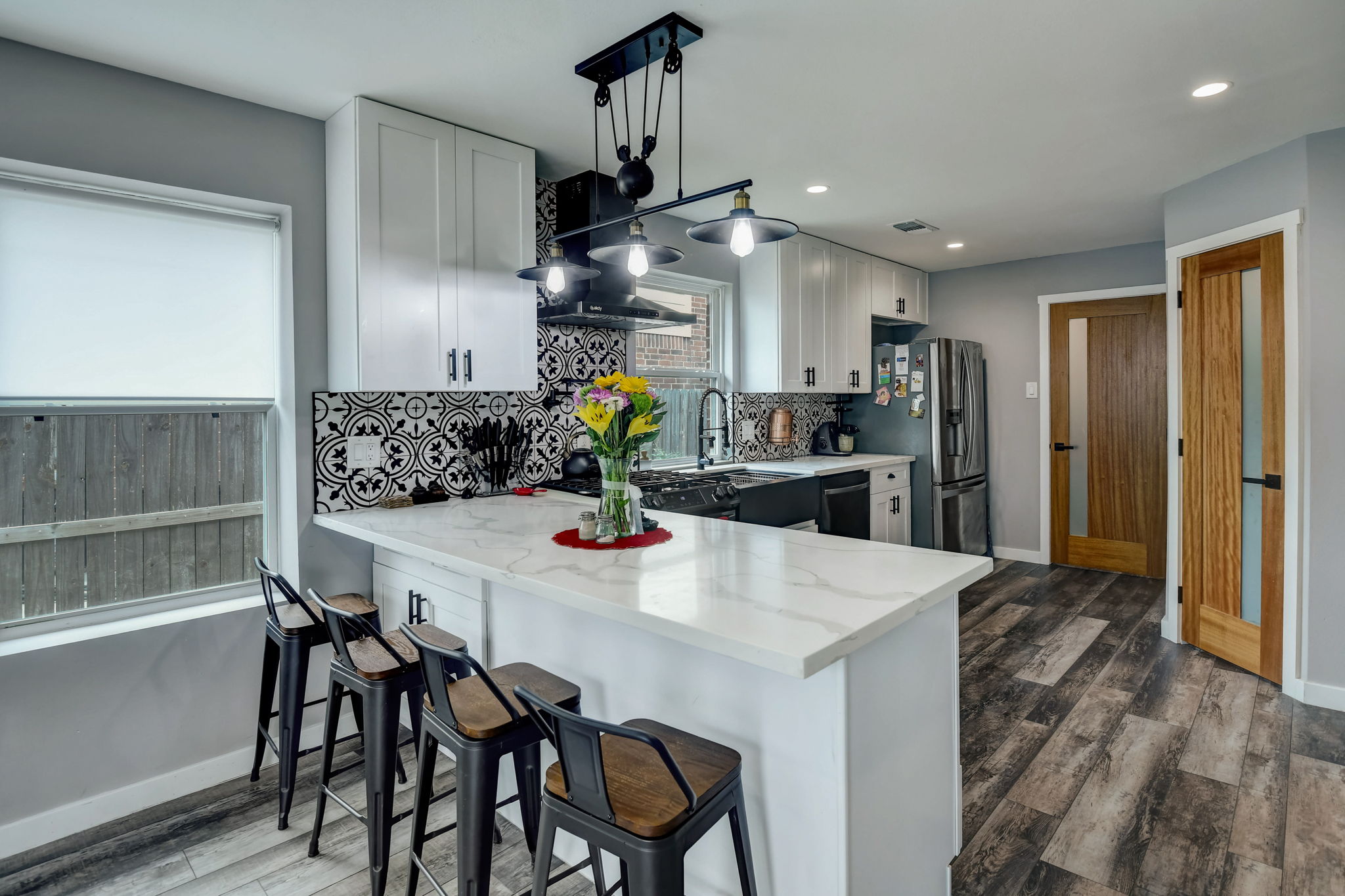 Chatham Way Dr-022