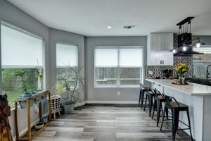 Chatham Way Dr-024