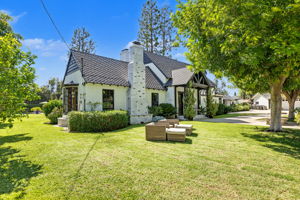  Photo 76