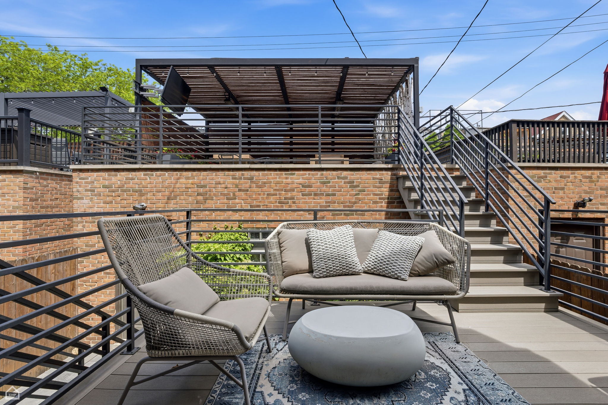 1752 W Erie St - Howie Andron_003