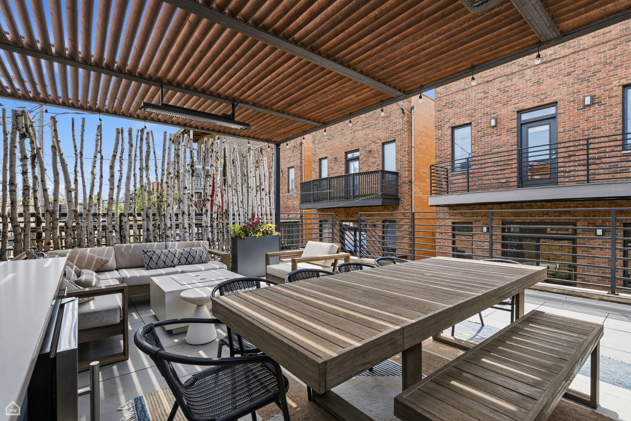 1752 W Erie St - Howie Andron_004