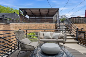 1752 W Erie St - Howie Andron_003