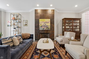 1752 W Erie St - Howie Andron_009