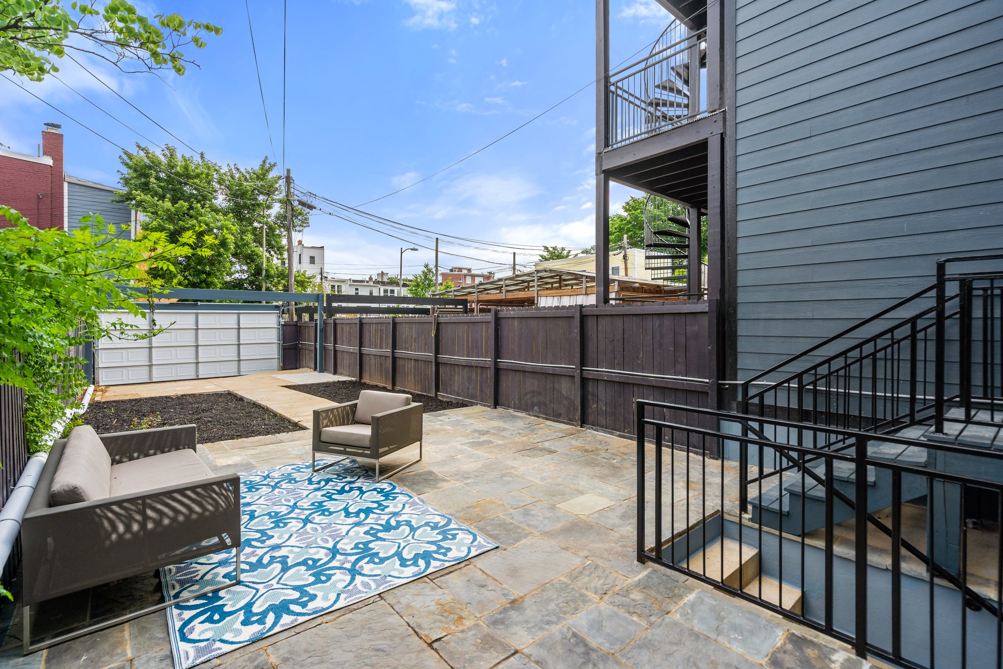 1753 A St SE, Washington, DC 20003, USA Photo 28