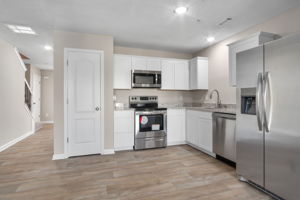 1753 Old Dogwood, Jonesboro, GA 30238, USA Photo 6