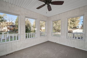 1753 Roth Hill Dr, Maryland Heights, MO 63043, USA Photo 25