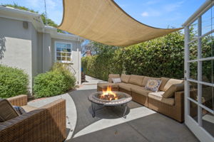 1753 S Carmelina-37