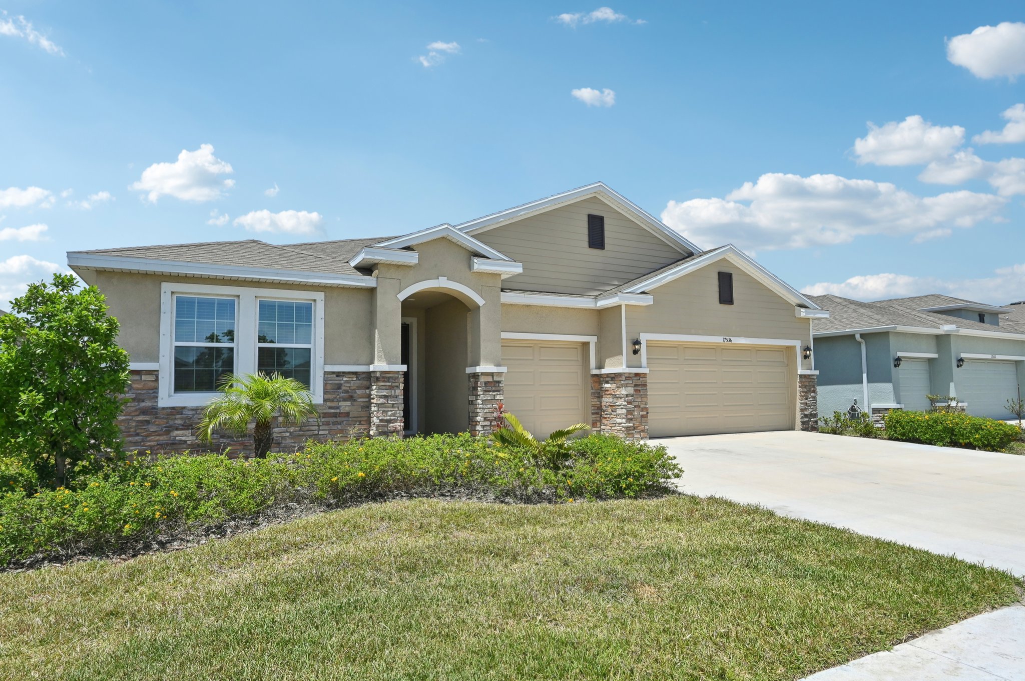 Cantarina Cove-2204-003.jpg