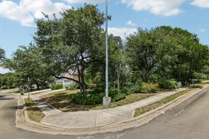 N Bishop St-S3006-010.jpg
