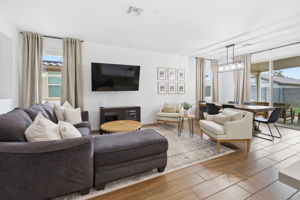 Living Room/Dining Room