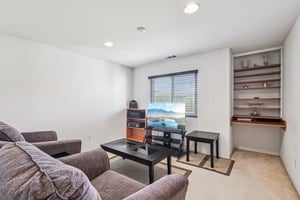 Buttonwood Ln-S1201-026.jpg