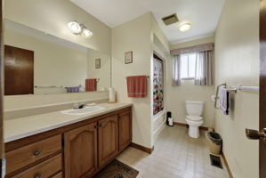  Photo 23