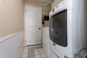  Photo 34