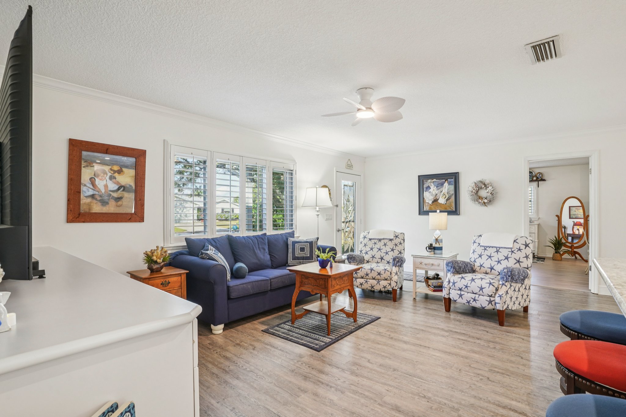 SE 104th Cir-S0811-006.jpg