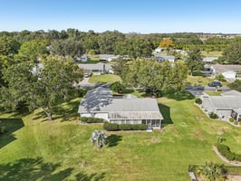 SE 104th Cir-S0811-049.jpg