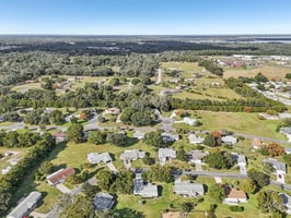 SE 104th Cir-S0811-052.jpg