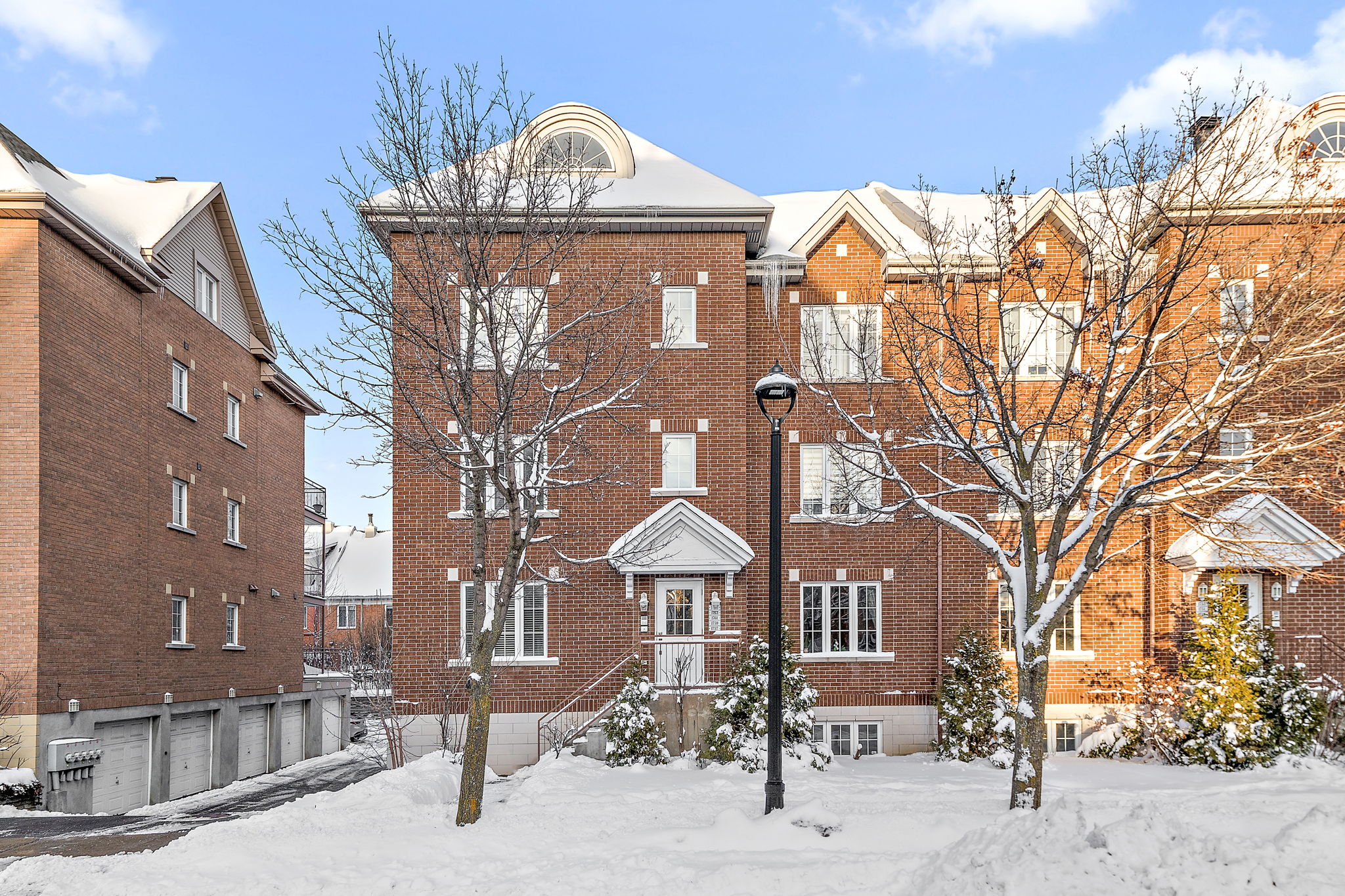 1757 Bd AlexisNihon, Montréal, QC H4R 2W2 Montreal Real Estate