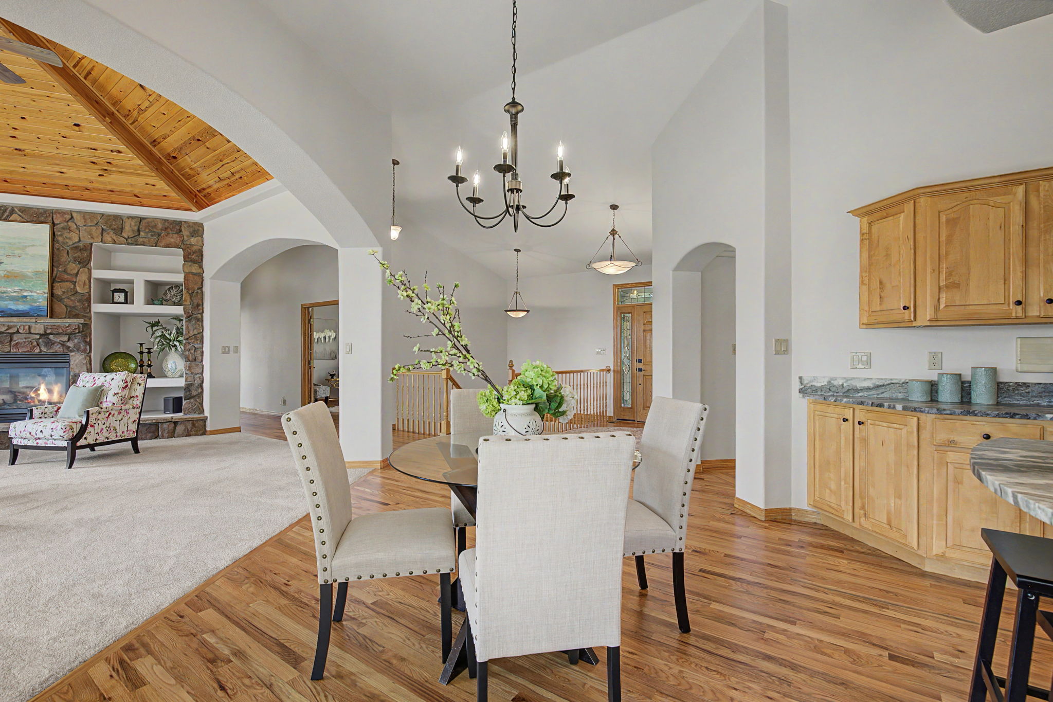 Kitchen/Breakfast Area