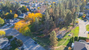 Aerial-1759-Spruceglen-Dr-6
