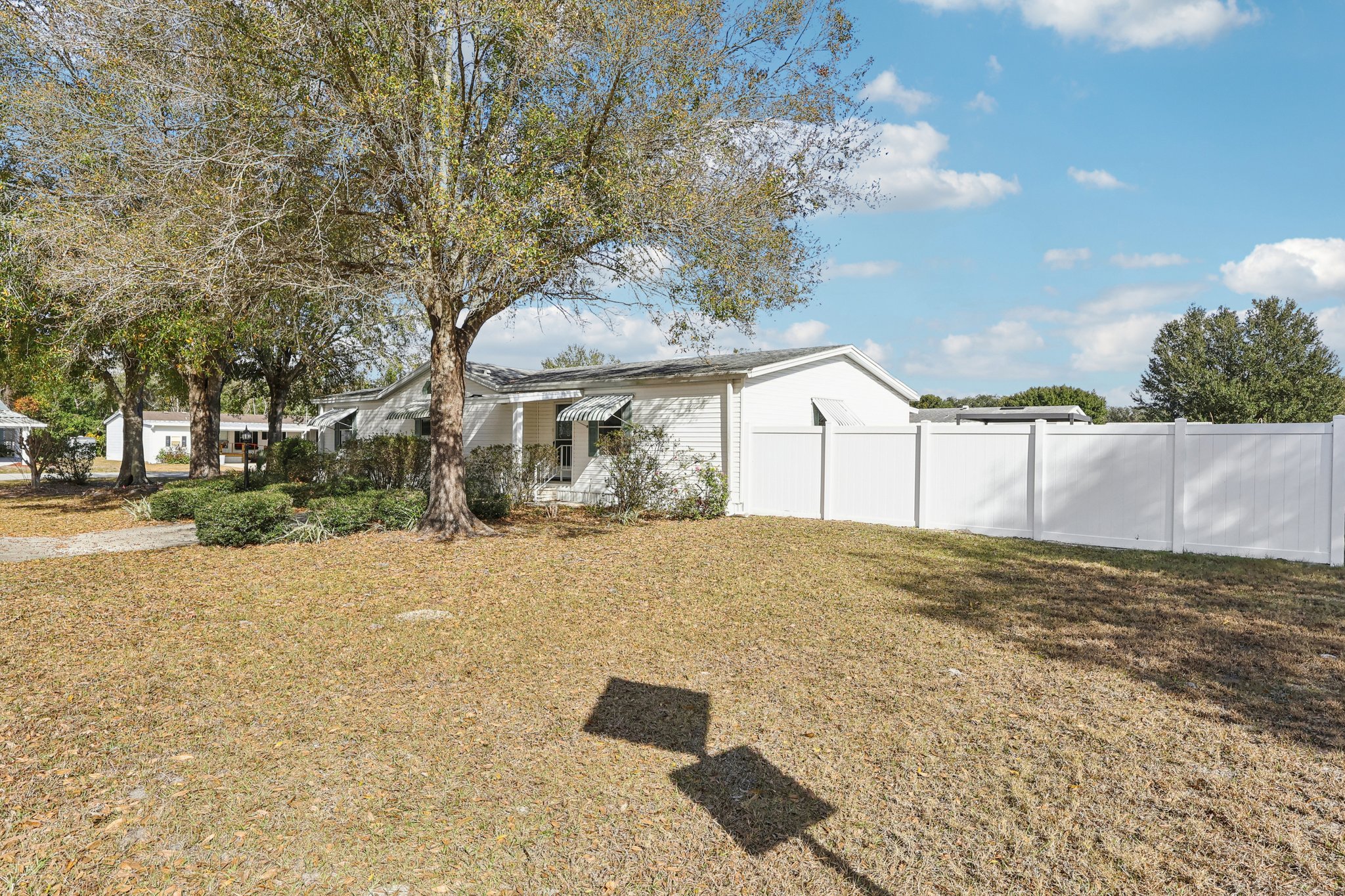 Florence Blvd-S1001-002.jpg