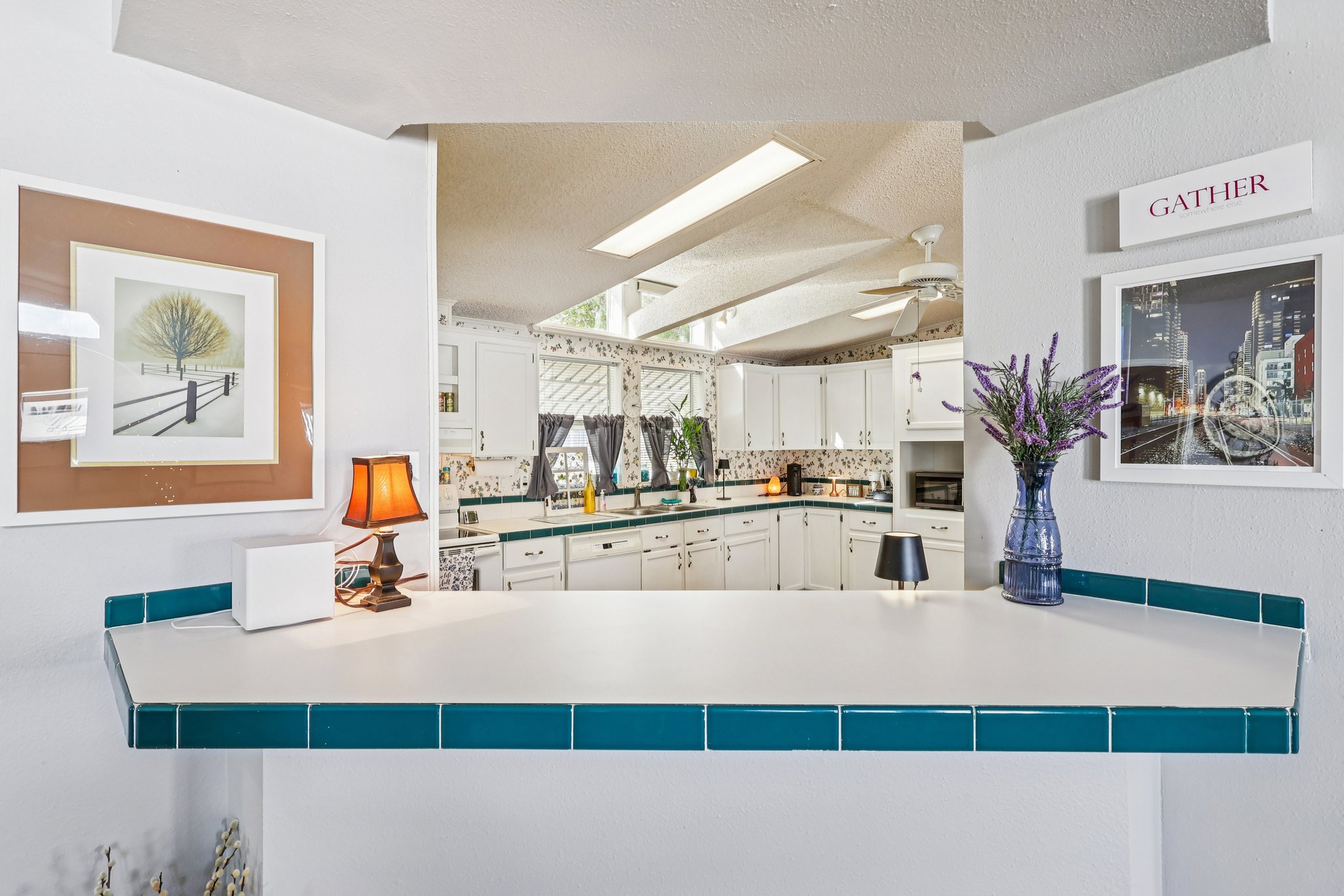 Florence Blvd-S1001-013.jpg