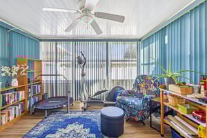 Florence Blvd-S1001-018.jpg