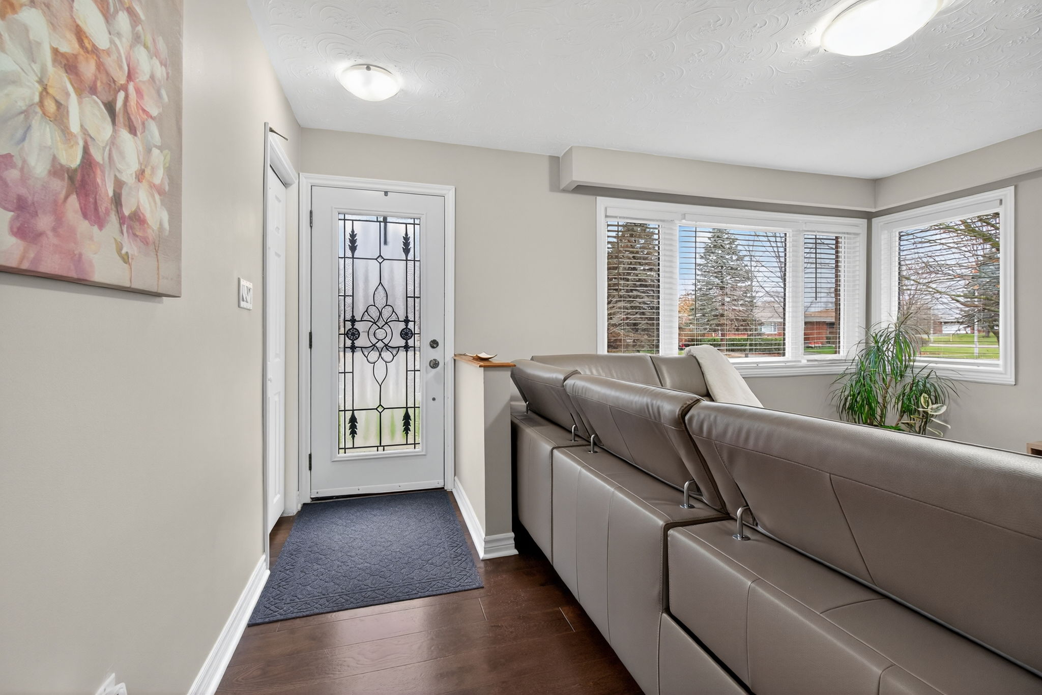 176 Longfield Rd Acton, ON L7J 2K4