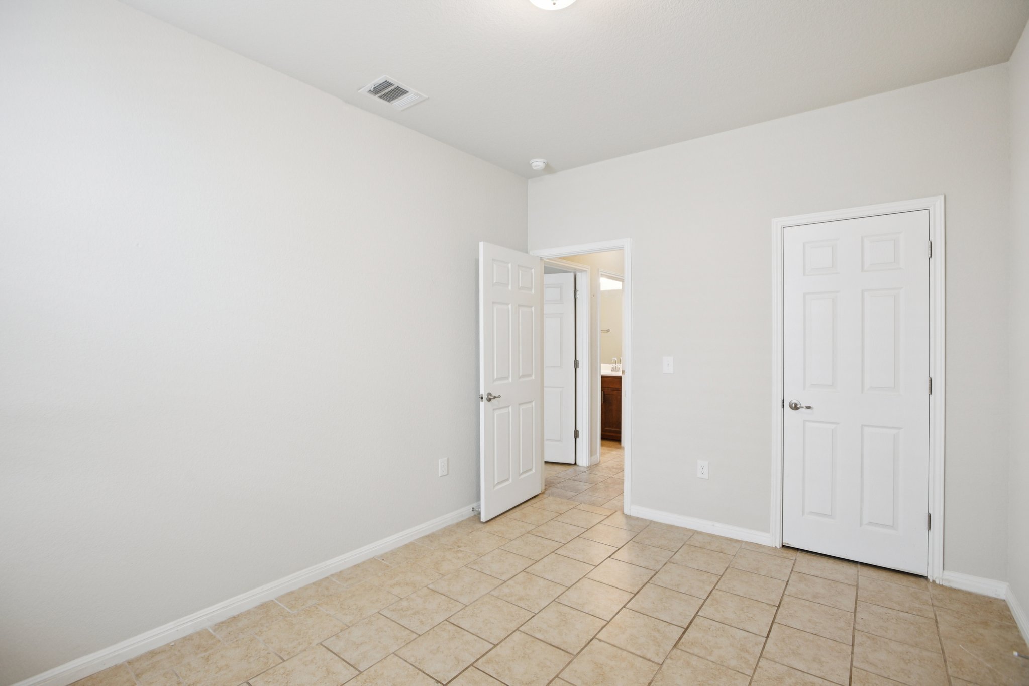 Mayney Ln-S0601-025.jpg