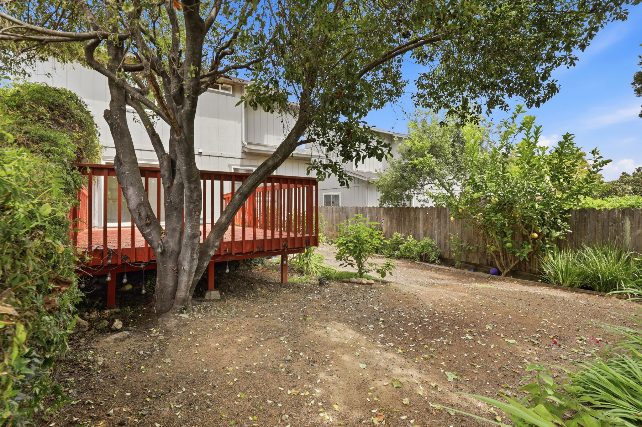036_f8_176 Montebello Dr