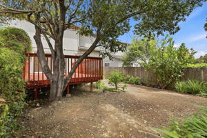 036_f8_176 Montebello Dr
