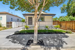 001_176 N 24th St  San