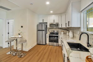 015_176 N 24th St  San