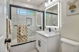 039_176 N 24th St  San