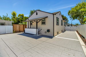 053_176 N 24th St  San
