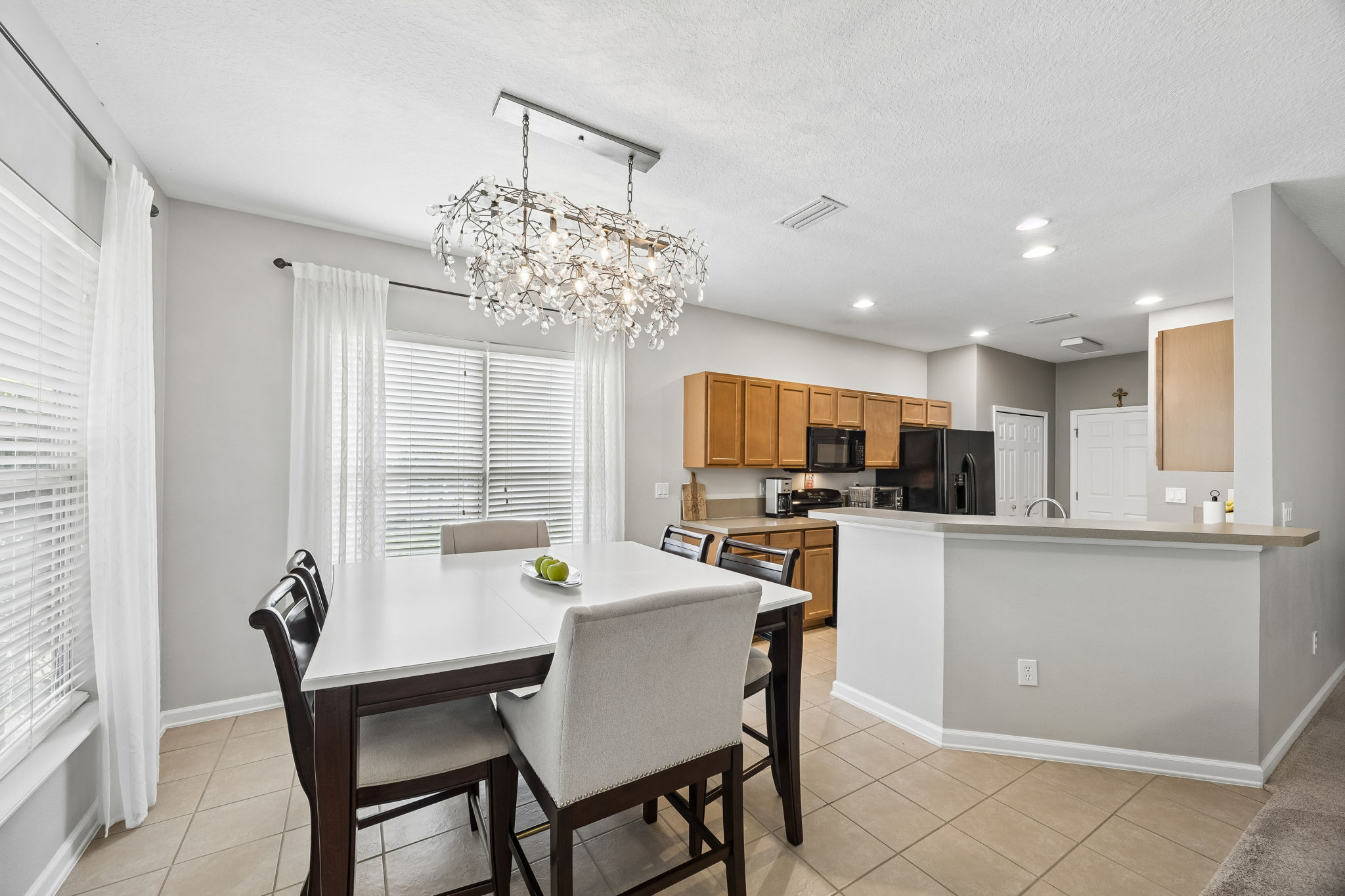 Dining Area/Kitchen
