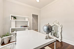  Photo 33