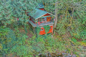  Photo 44